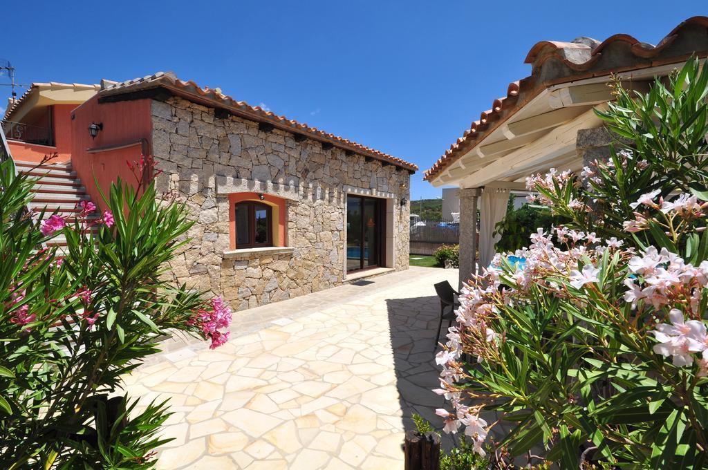 Affittacamere B&B La Villa dei Graniti Villasimius Esterno foto