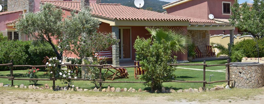 Affittacamere B&B La Villa dei Graniti Villasimius Esterno foto