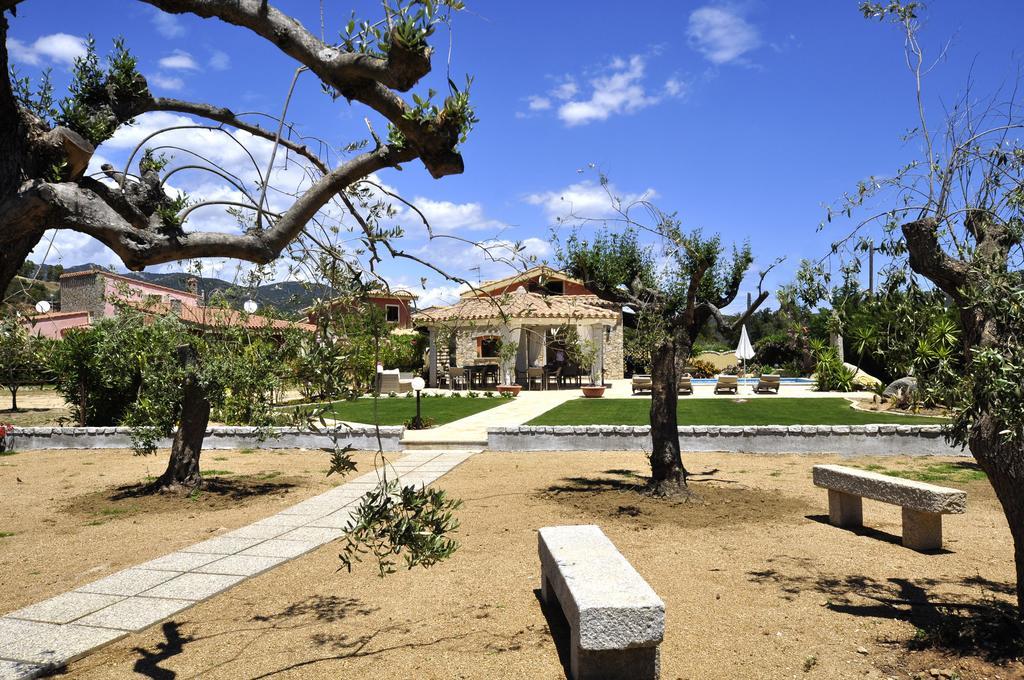 Affittacamere B&B La Villa dei Graniti Villasimius Esterno foto